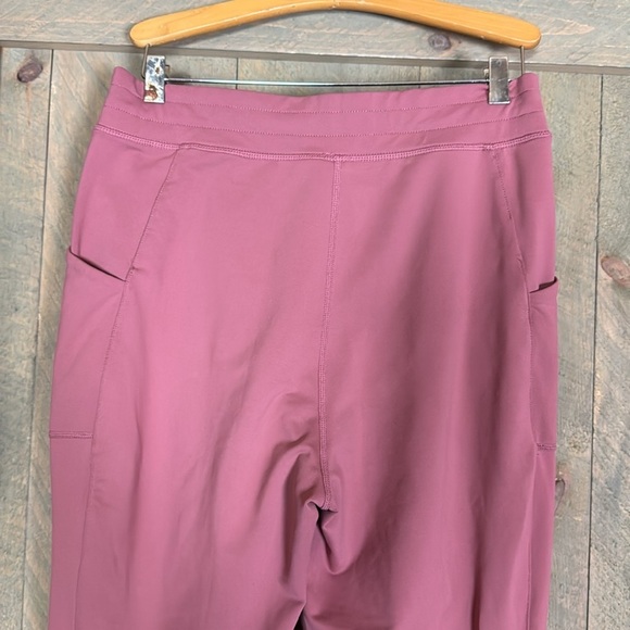 Fabletics Mila cold weather joggers Cherry Mocha pink Size Medium - Picture 8 of 11